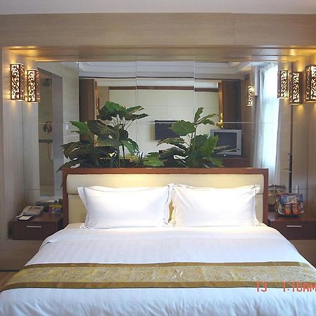 New Beacon Xinhang International Hotel Wuhan Chambre photo